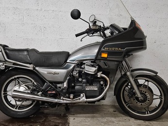 SILVER WING 650 HONDA GRIS